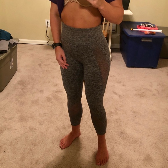 FOREVER 21 LEGGINGS - Picture 2 of 2